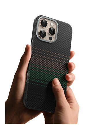 Fuchsia iPhone 16 Pro Kevlar Manyetik Şarj Uyumlu Kılıf