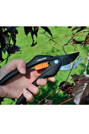 Fiskars P26 Single Step Bypass Budama Makası