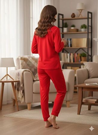 KADIN KIRMIZI DÜĞME DETAYLI PİJAMA TAKIMI