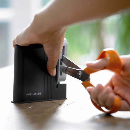 Fiskars Makas Bileyici