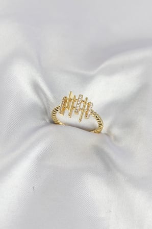 Gold Renk Zirkon Taşlı Sütun Model Kadın Yüzük -