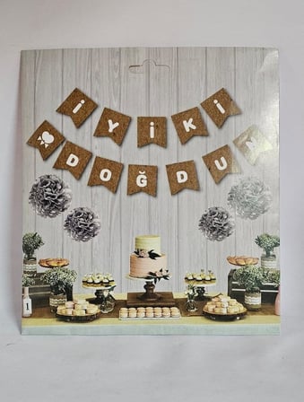 Özel Üretim Kutlama Arka Plan Dekor İYİ Kİ DOĞDUN KRAFT BEYAZ VARAKLI BANNER