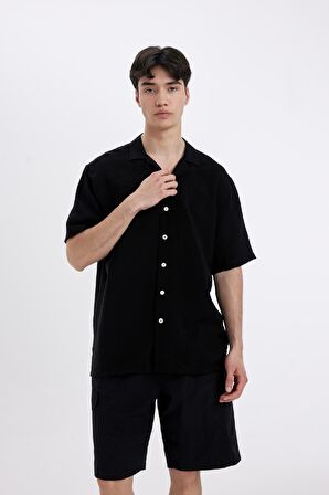 DeFacto Relax Fit Yazlık Polo Yaka Basic Düz Kısa Kollu Siyah Gömlek C8157AX24SMBK81