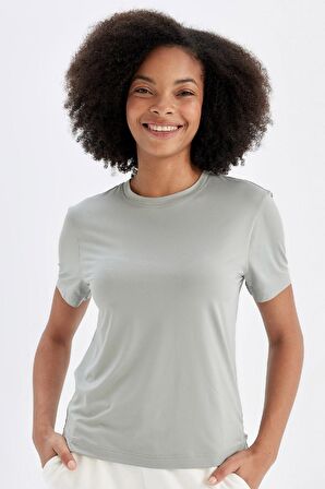 DeFactoFit Standart Fit Bisiklet Yaka Sporcu Basic Düz Kısa Kollu Tişört D2296AX24AUKH418