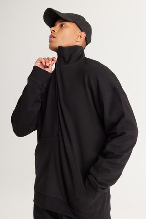 Erkek Siyah Oversize Bol Kesim Içi Polarlı Iplik Bato Yaka Pamuklu Sweatshirt