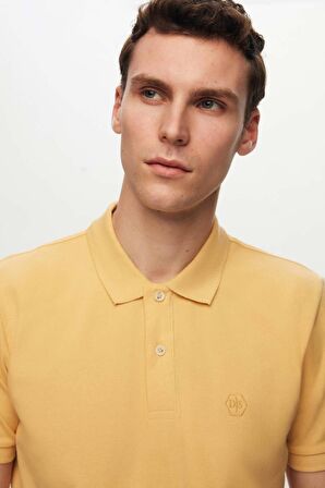 Regular Fit Açık Sarı Pike Dokulu %100 Pamuk Kıvrılmaz Polo Yaka Nakışlı T-Shirt 4HC14ORT51000