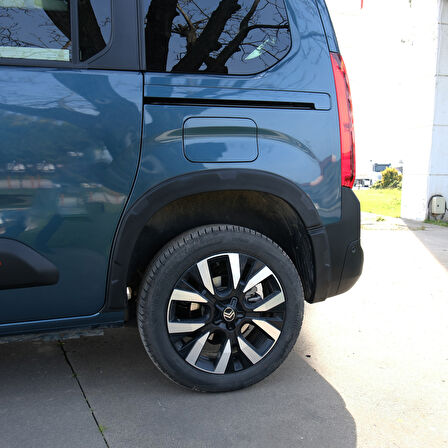 Opel Combo Panelvan Dodik Seti 8 Parça 2019 Model ve Sonrası