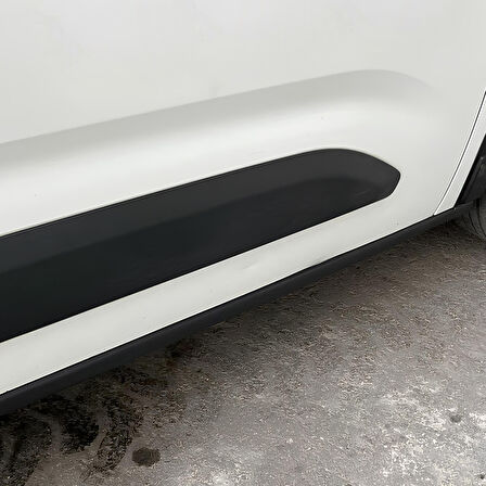 Toyota Proace City Panelvan Marşpiyel Kaplaması 4 Parça 2019 Model ve Sonrası