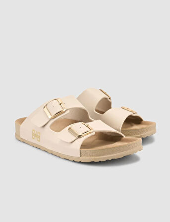 Toka Detaylı Bej Kadın Terlik