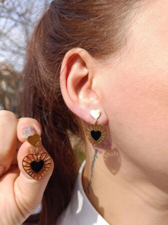 Luna Jewelry Kadın Gold Renk Sallantılı Desenli Kalp Model Siyah Taşlı 316 L Çelik Küpe