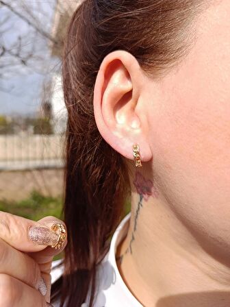 Luna Jewelry Kadın 316 L Çelik Minimal Gold Zincir Geçişli Halka Model Küpe