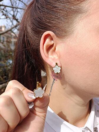 Luna Jewelry Kadın Gold Renk Sedefli Mineli Çiçek Model 316 L Çelik Küpe