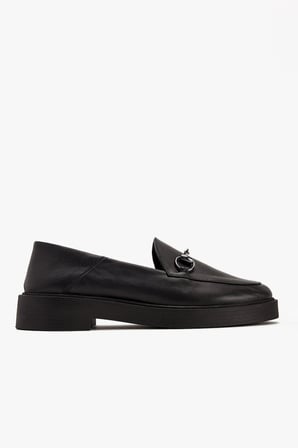 Kadın Metal Tokalı Loafer – Hakiki Deri Günlük Ayakkabı