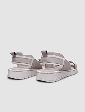 %100 Hakiki Deri Bej Kadın Günlük Sandalet