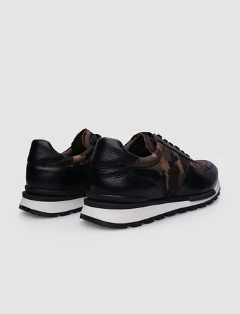 %100 Hakiki Deri Siyah Bağcıklı Kamuflaj Desenli Erkek Sneaker