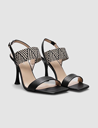 Cabani %100 Hakiki Deri Siyah Ekose Desenli Kadın Topuklu Ayakkabı