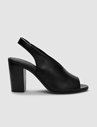 %100 Hakiki Deri Siyah Arkadan Lastikli Kadın Topuklu Sandalet