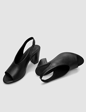 %100 Hakiki Deri Siyah Arkadan Lastikli Kadın Topuklu Sandalet