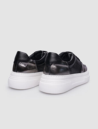 %100 Hakiki Deri Siyah Bağcıklı Kadın Sneaker