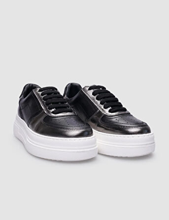 %100 Hakiki Deri Siyah Bağcıklı Kadın Sneaker
