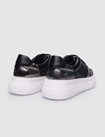 %100 Hakiki Deri Siyah Bağcıklı Kadın Sneaker
