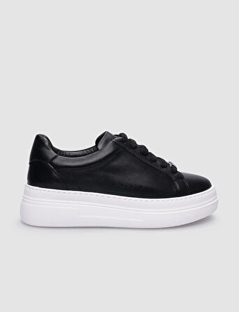 %100 Hakiki Deri Siyah Bağcıklı Kadın Sneaker