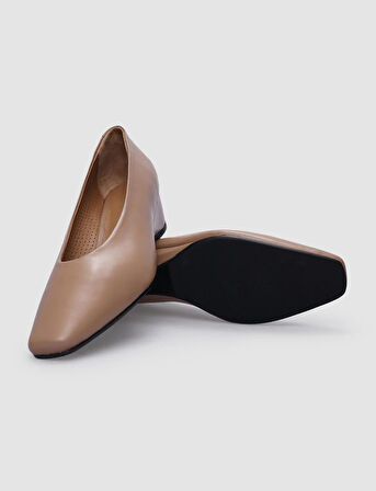 Cabani %100 Hakiki Deri Bej Kadın Dolgu Topuklu Ayakkabı