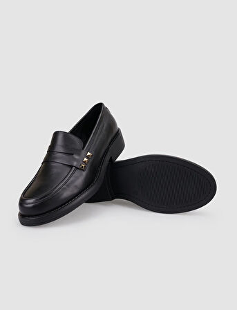 %100 Hakiki Deri Siyah Zımba Detaylı Kadın Loafer