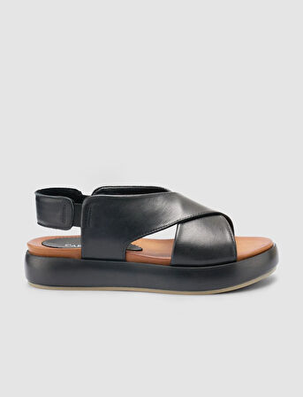 %100 Hakiki Deri Siyah Kadın Sandalet