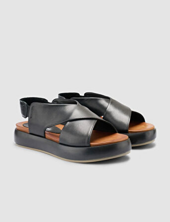 %100 Hakiki Deri Siyah Kadın Sandalet