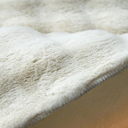 Rex Tavşanı Bubble Post Yuvarlak Halı Beyaz