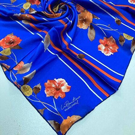 La Boutique Saks Mavi Çiçek Desenli Sura İpek Eşarp 1579-08