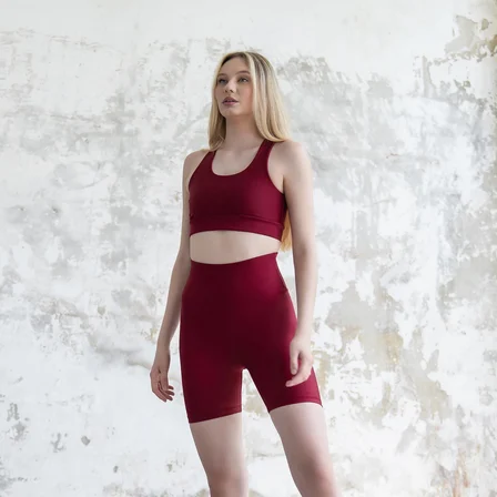 Bordo Arkası Büzgülü Scrunch Butt Midi Şort Tayt