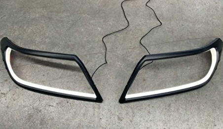 Nissan Navara NP300 Ledli Far Çerçeve Seti