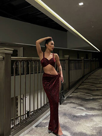 YIRTMAÇ DETAYLI SİM İŞLEMELİ TAKIM