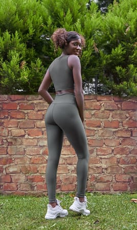 Haki Yeşil Beli Çapraz Tasarımlı Toparlayıcı Spor Tayt