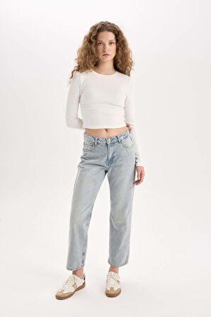 Straight Fit Yüksek Bel Bilek Boy Jean Yıkamalı Pantolon