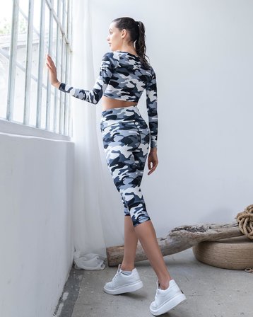 Kamuflaj Desen Uzun Kollu Crop Spor Tişört