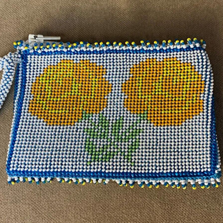 Uretti - Kenan 2196 - El Yapımı Renkli Kum Boncuk Gül Figürlü Mavi Cüzdan - 8 x 12 cm