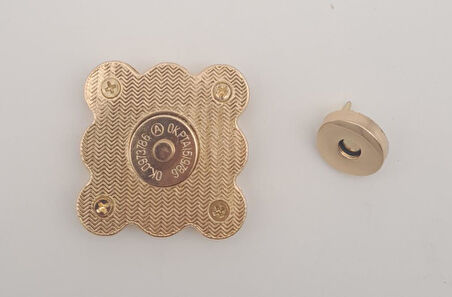 Çanta Aksesuar Light Gold Renk 4.5 cm Mıknatıslı Kilit