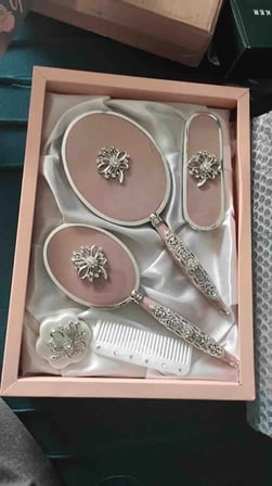 Gülüm 5li Ayna Tarak Fırça Pudralık Çeyiz Seti