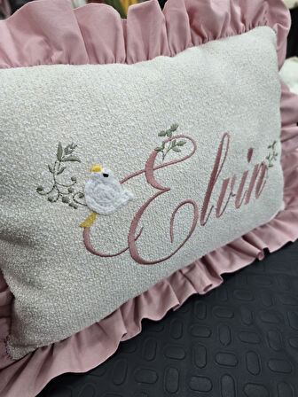  BEBEK YASTIĞI NAKIŞLI KİŞİYE ÖZEL