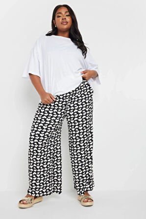 Büyük Beden Beli Lastikli Bol Paça Kalp Desenli Cepli Pantolon 303492