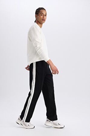 DeFactoFit Sporcu Jogger Eşofman Altı Standart Fit Standart Paça Beli Lastikli Cepli D1957AX24AUBK81