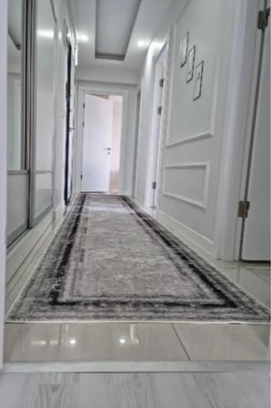 Yolluk Halı – Kaymaz Tabanlı, Yıkanabilir, Yumuşak Dokulu, Şık ve Dayanıklı Tasarım (rasta