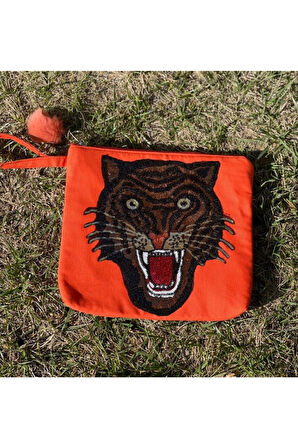 PUL PAYETLİ APLİKELİ KAPLAN TURUNCU PORTFÖY CLUTCH EL VE MAKYAJ ÇANTASI 28X25