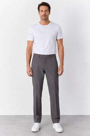 Erkek Klasik Kesim Yan Cep Regular Esnek Keten Dokulu Pantolon SM24SW15012-Koyu Gri