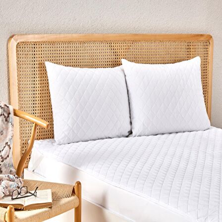 Taç Eco Care Sıvı Geçirmez 50x70 Yastık Alez Beyaz