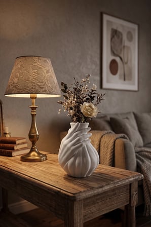 Dekoratif Vazo, Heykel Vazo , Çiçek Saksı, İlginç Tasarım, Farklı Hediyelik, Ev Hediyesi ,Suya Dayanıklı, Biblo , Arkadaşa Hediye