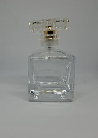 50 ML (3 ADET) KÜP (SPREY APARAT İLE KAPATILIR) KOLAY KAPAMA BOŞ PARFÜM ŞİŞE